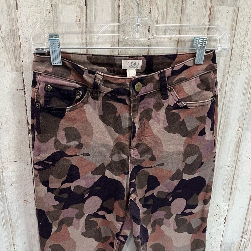Logo By Lori Goldstein Purple Camo Mid Rise Skinny Jeans - Picture 2 of 7